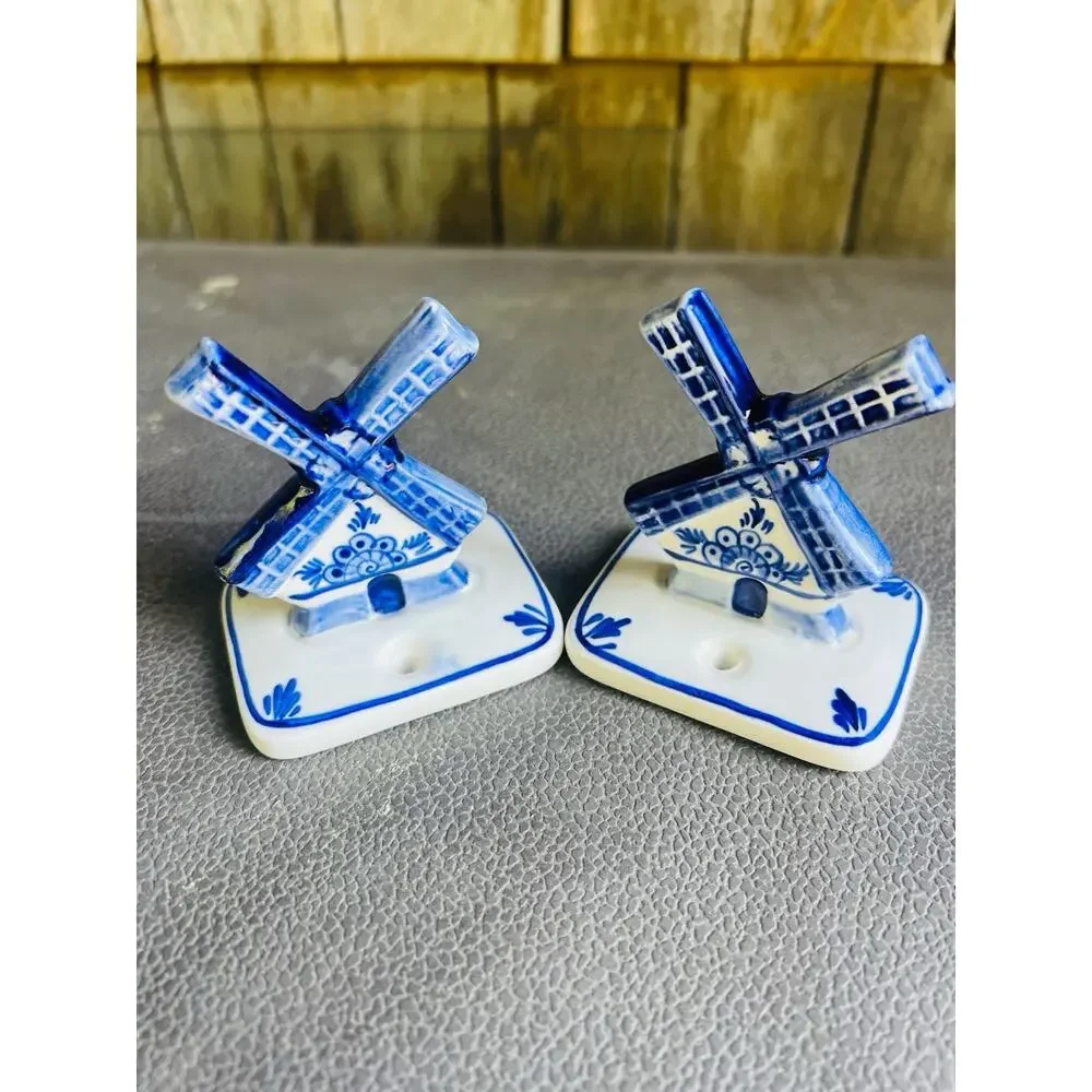 VTG Delft Blue Windmill Ceramic Mounts Pair Towel Hooks Brackets Cottage Core